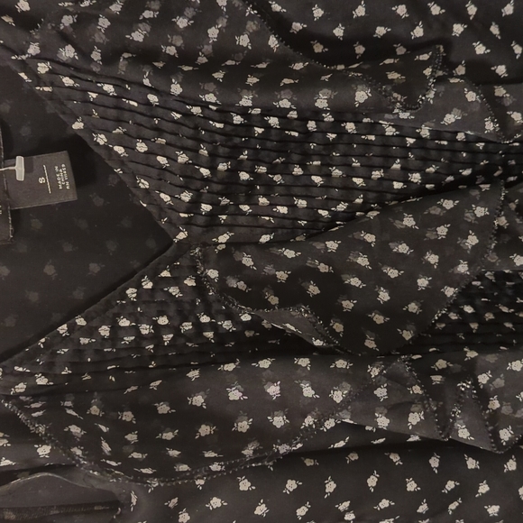 Sleeveless floral top - Picture 2 of 6